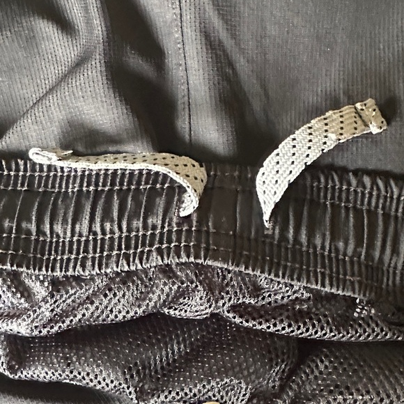 Under Armour Kids Black Joggers with Gray Accents - Picture 7 of 7